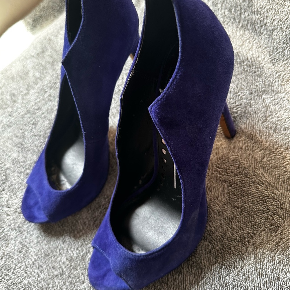 Dolce Vita Blue Velvet Heels with Peep-Toe